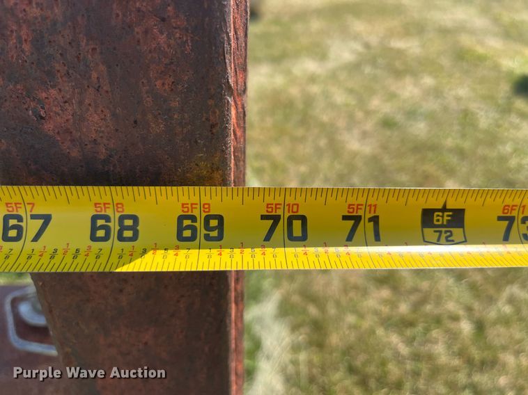 image for item LC9108 Trench box