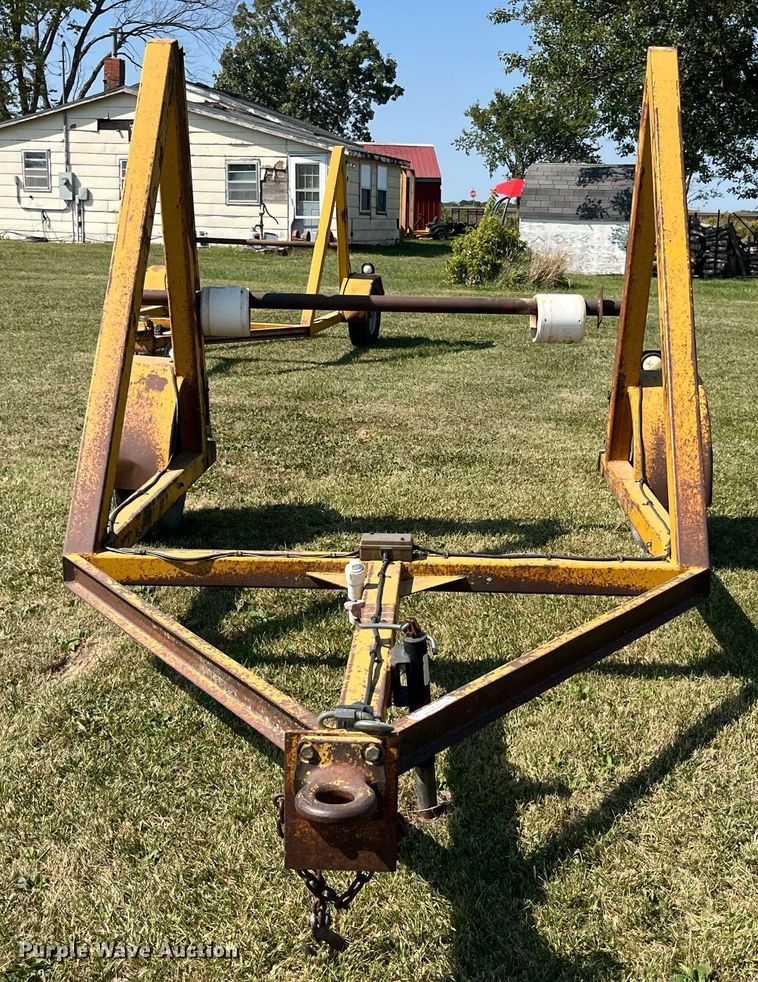 image for item LC9133 2000 reel trailer