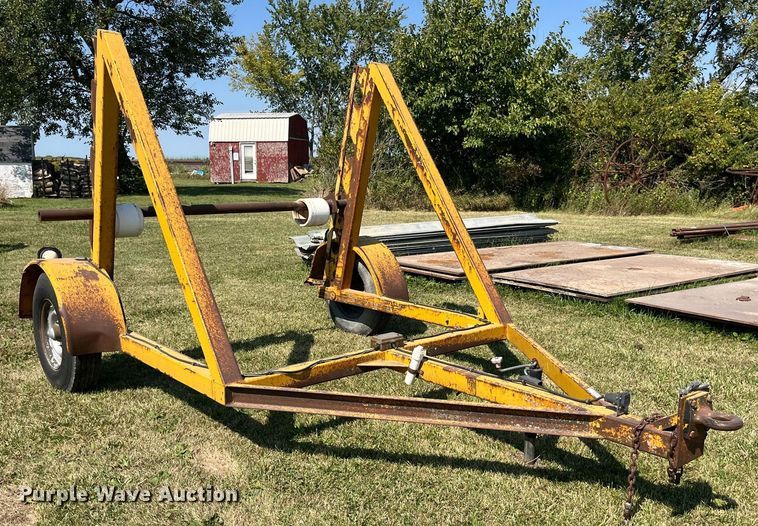 image for item LC9133 2000 reel trailer