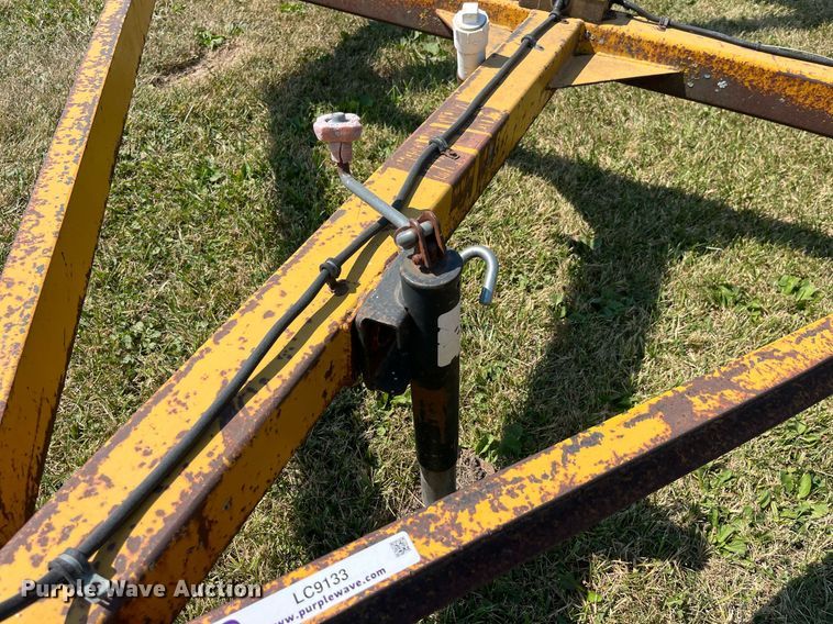 image for item LC9133 2000 reel trailer