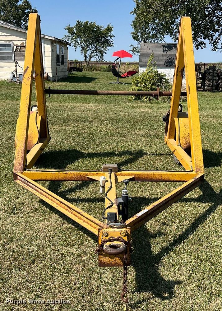 image for item LC9134 2000 reel trailer