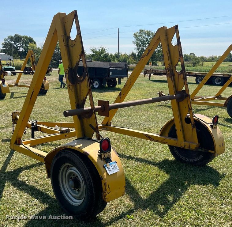 image for item LC9134 2000 reel trailer