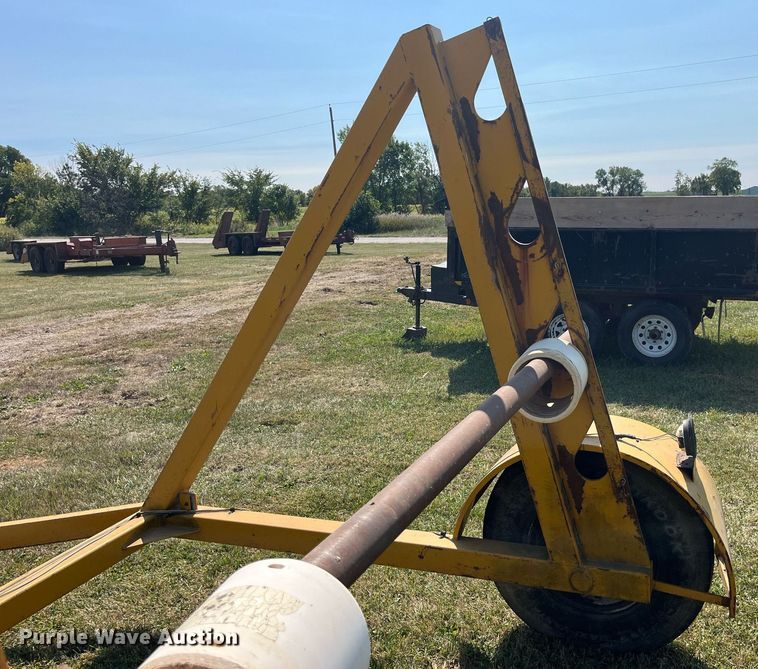 image for item LC9135 2000 reel trailer