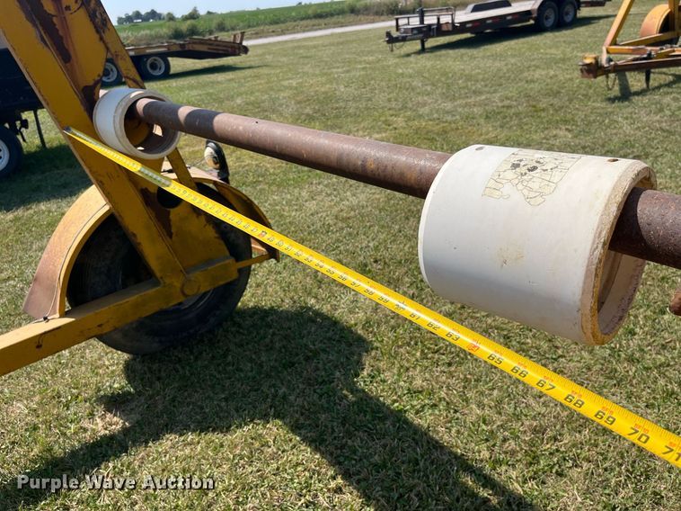 image for item LC9135 2000 reel trailer