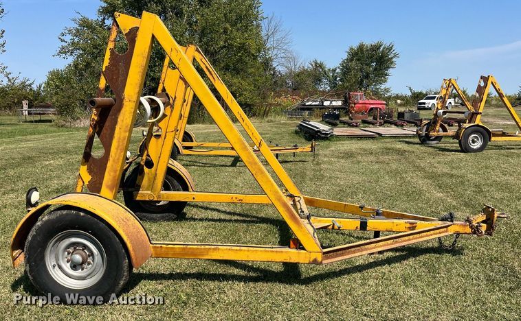 image for item LC9136 2000 reel trailer