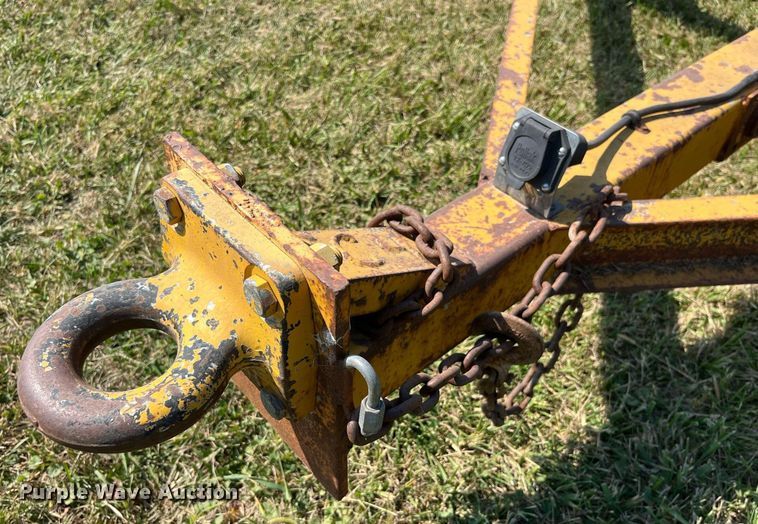 image for item LC9136 2000 reel trailer