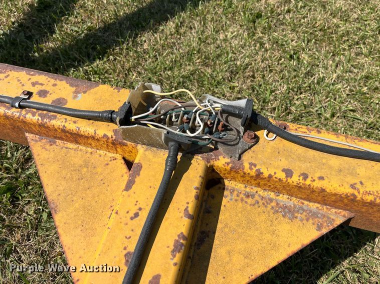 image for item LC9136 2000 reel trailer