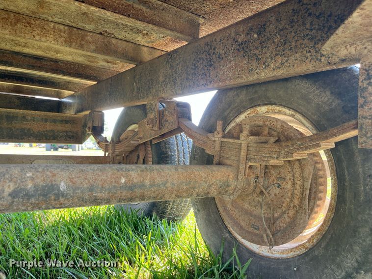 image for item LC9137 1999 Bri-Mar MFG Dump trailer