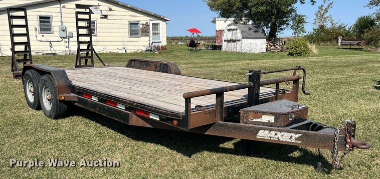 image for item LC9138 2014 Maxey equipment trailer