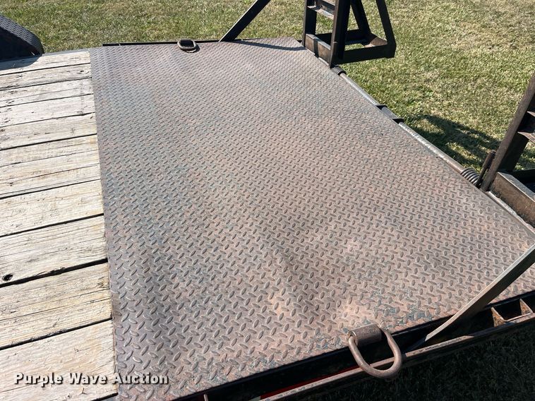 image for item LC9138 2014 Maxey equipment trailer