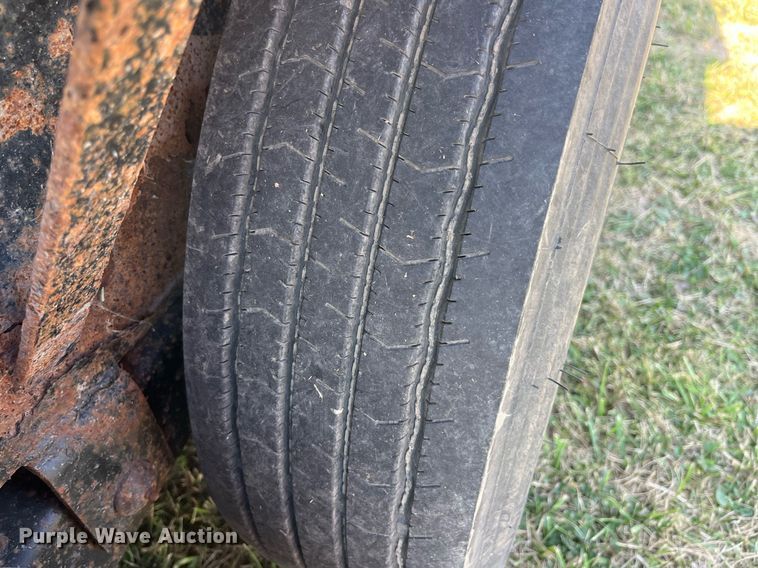 image for item LC9138 2014 Maxey equipment trailer