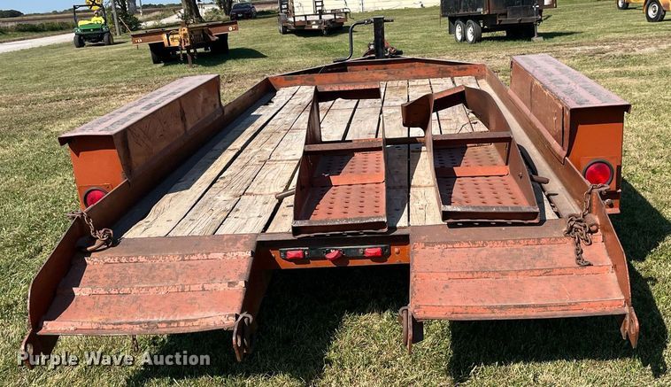 image for item LC9141 1988 Belshe equipment trailer