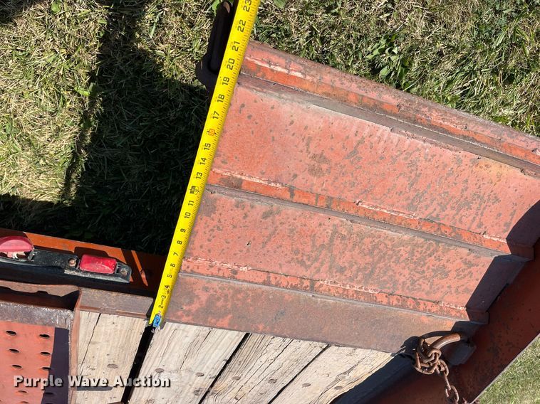 image for item LC9141 1988 Belshe equipment trailer