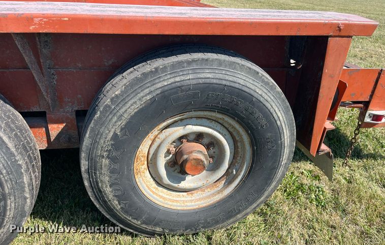 image for item LC9141 1988 Belshe equipment trailer