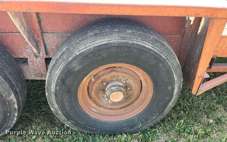 image for item LC9141 1988 Belshe equipment trailer