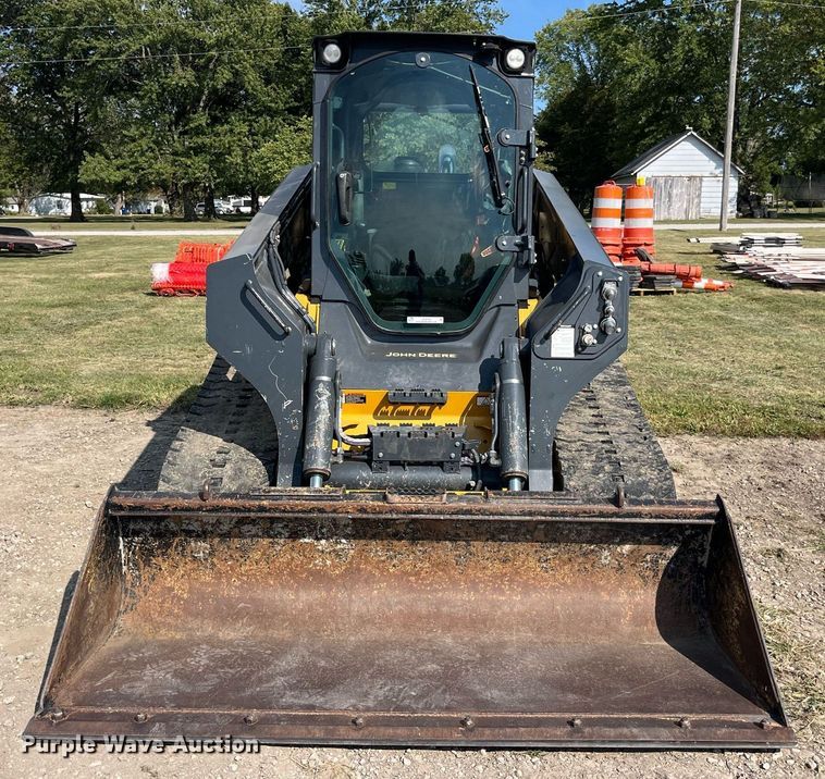 image for item LC9143 2019 John Deere 331G tracked skid steer loader
