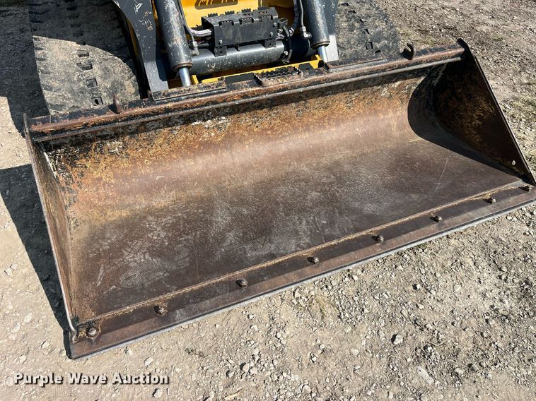 image for item LC9143 2019 John Deere 331G tracked skid steer loader