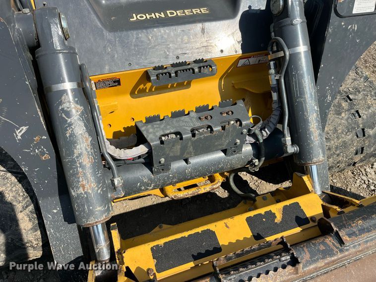 image for item LC9143 2019 John Deere 331G tracked skid steer loader