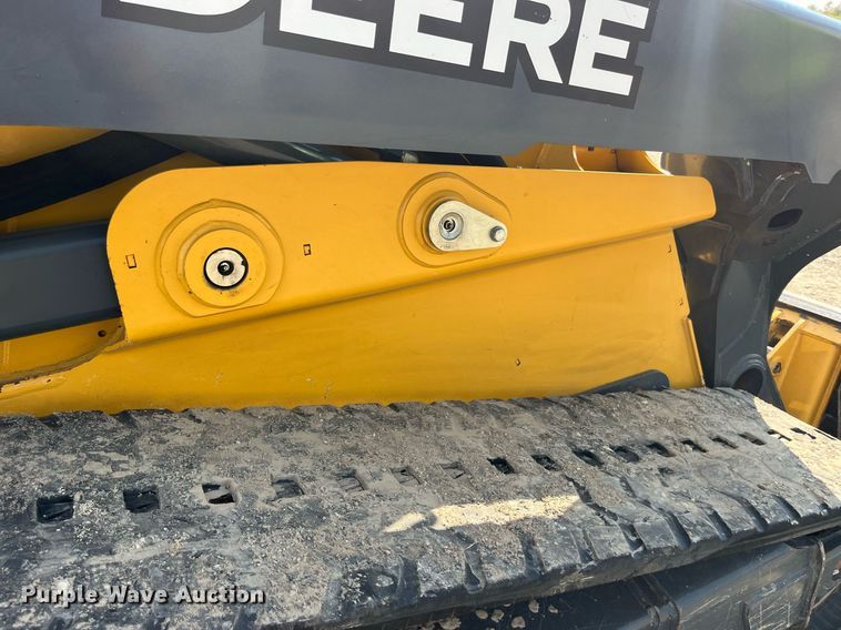 image for item LC9143 2019 John Deere 331G tracked skid steer loader