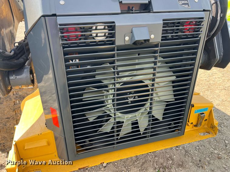 image for item LC9143 2019 John Deere 331G tracked skid steer loader