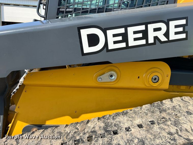 image for item LC9143 2019 John Deere 331G tracked skid steer loader