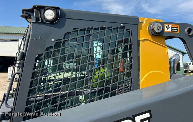 image for item LC9143 2019 John Deere 331G tracked skid steer loader