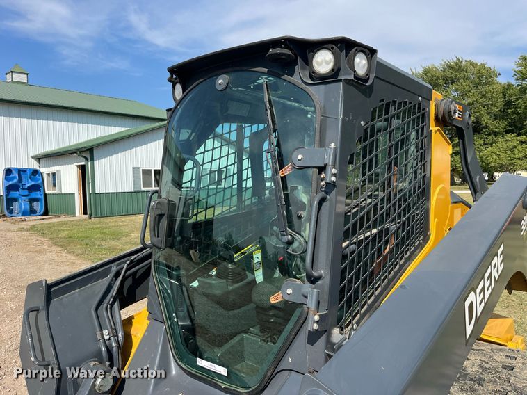 image for item LC9143 2019 John Deere 331G tracked skid steer loader