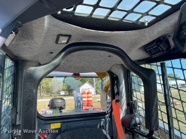 image for item LC9143 2019 John Deere 331G tracked skid steer loader