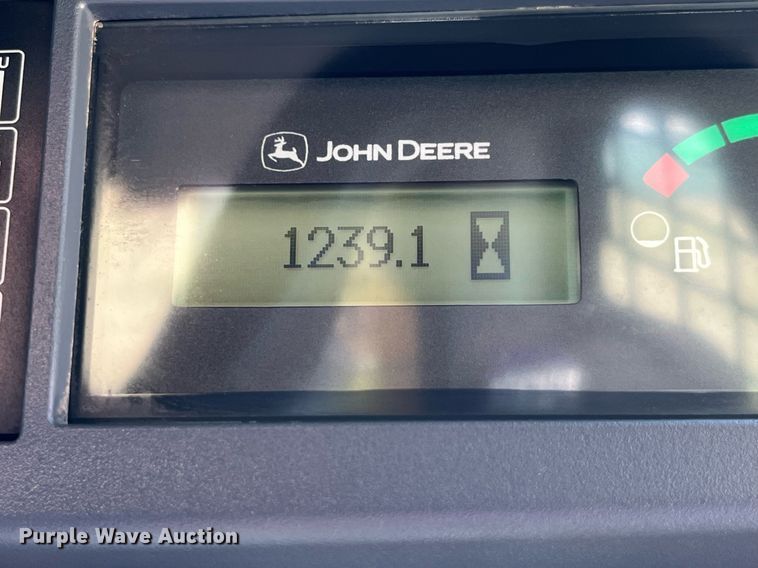 image for item LC9143 2019 John Deere 331G tracked skid steer loader