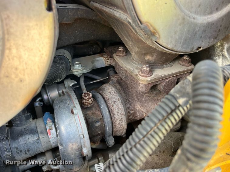 image for item LC9143 2019 John Deere 331G tracked skid steer loader