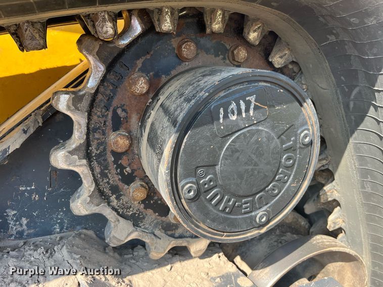 image for item LC9143 2019 John Deere 331G tracked skid steer loader