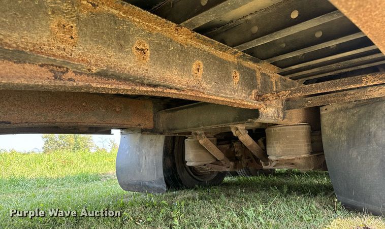 image for item LC9144 1989 Kentucky FVC dry van trailer