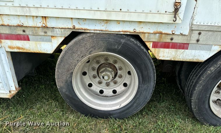 image for item LC9144 1989 Kentucky FVC dry van trailer