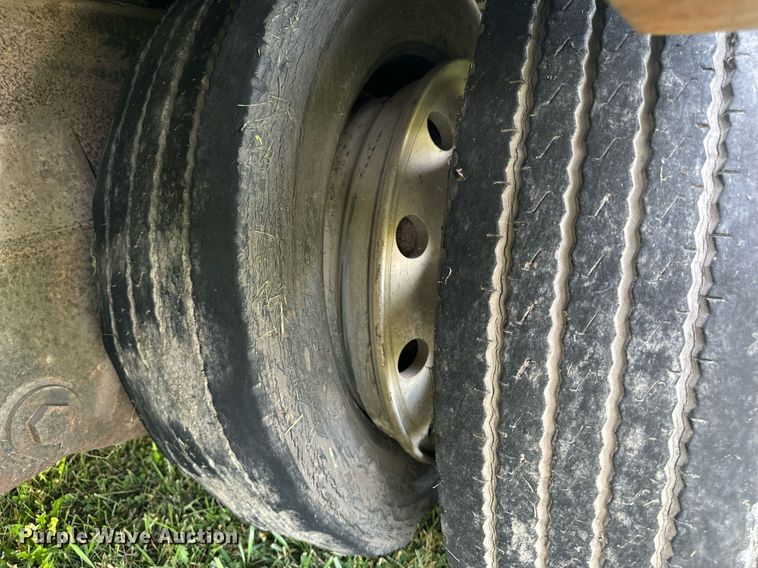 image for item LC9144 1989 Kentucky FVC dry van trailer