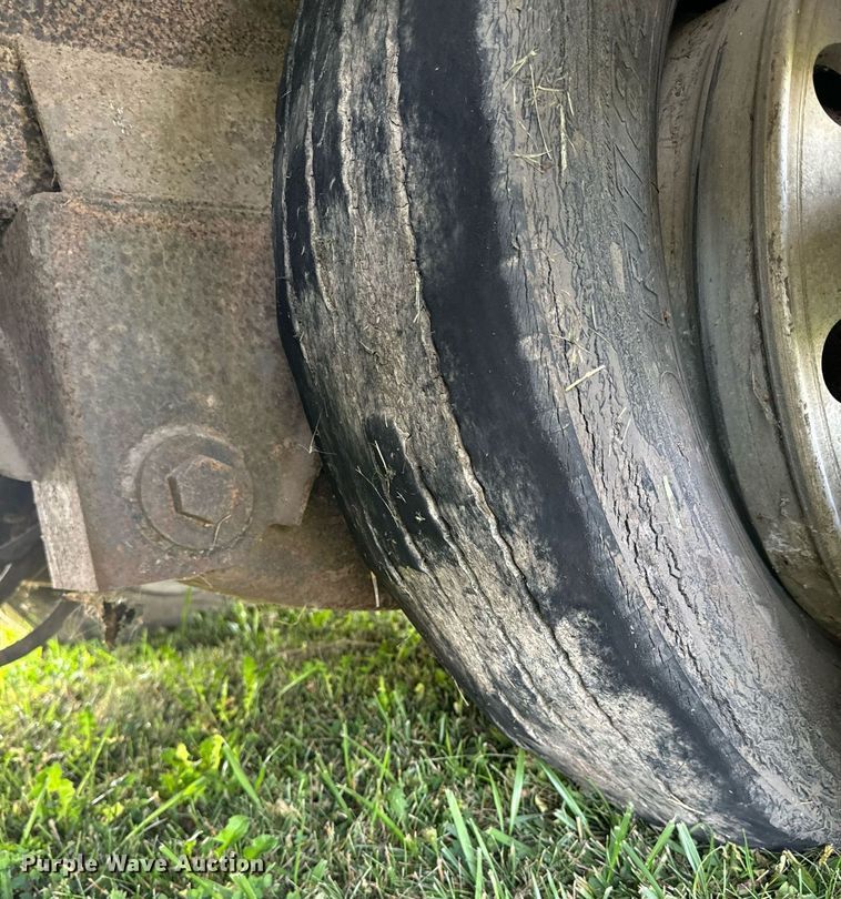 image for item LC9144 1989 Kentucky FVC dry van trailer