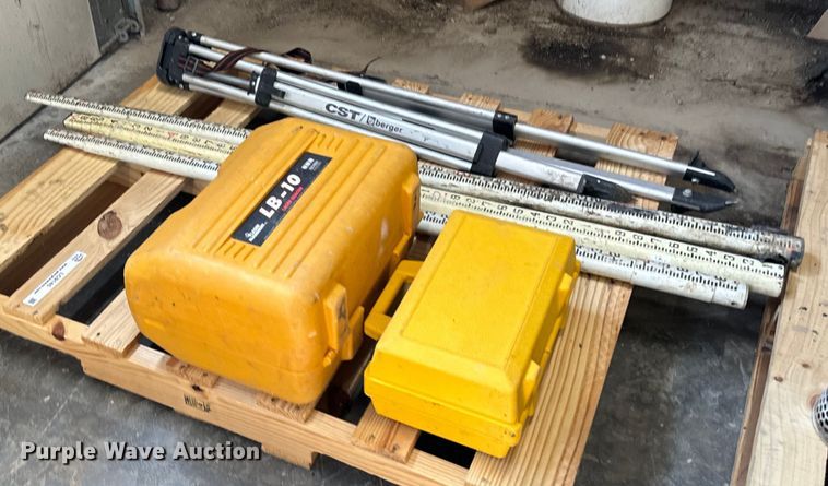 image for item LC9145 2001 Laser Alignment LB-10 laser beacon system