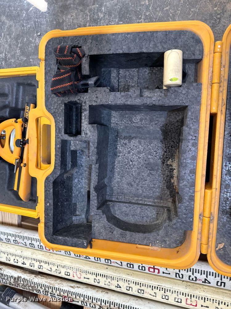 image for item LC9145 2001 Laser Alignment LB-10 laser beacon system