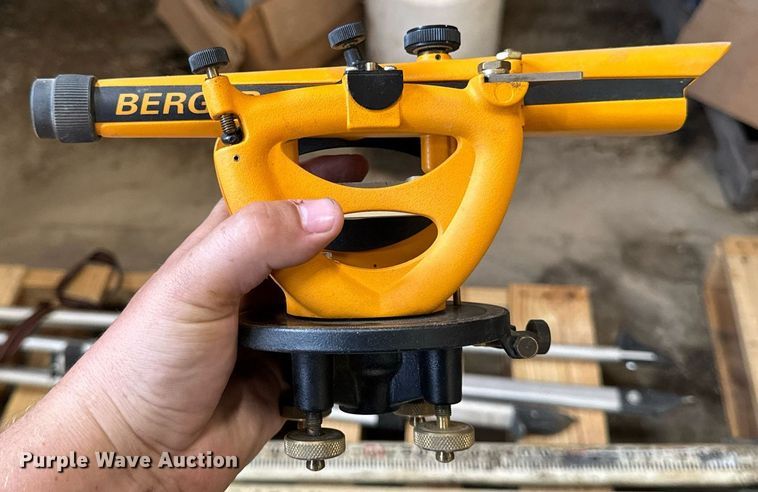 image for item LC9145 2001 Laser Alignment LB-10 laser beacon system