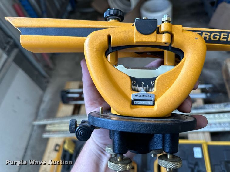 image for item LC9145 2001 Laser Alignment LB-10 laser beacon system