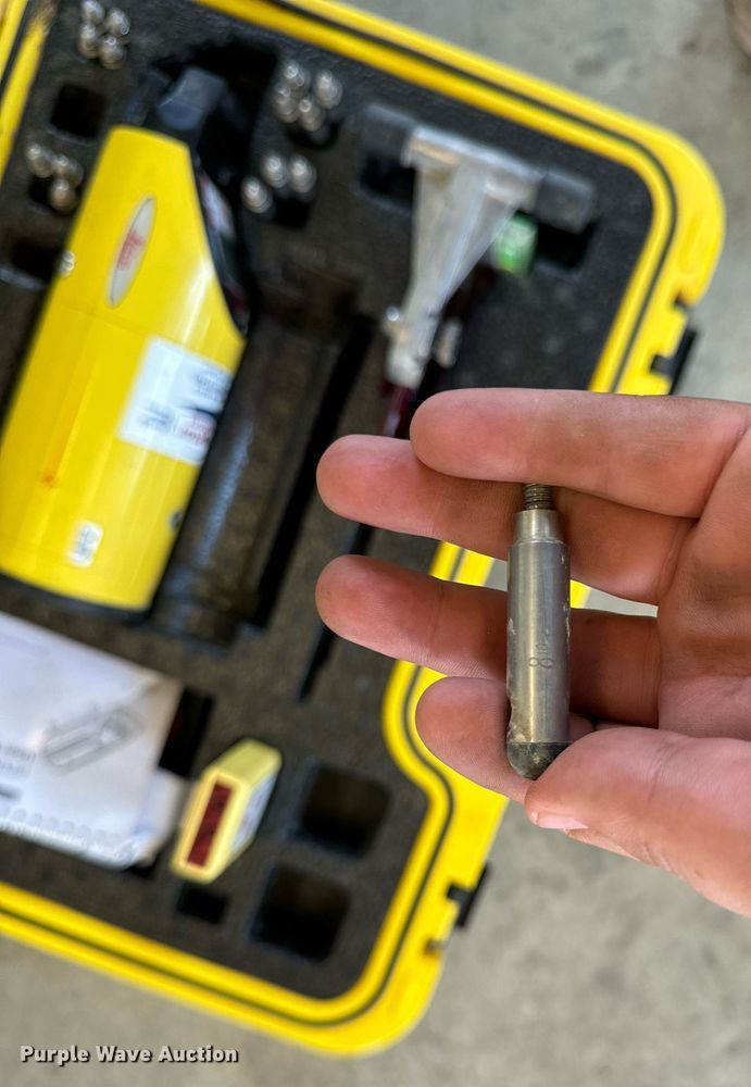 image for item LC9152 Leica Piper 100 pipe laser