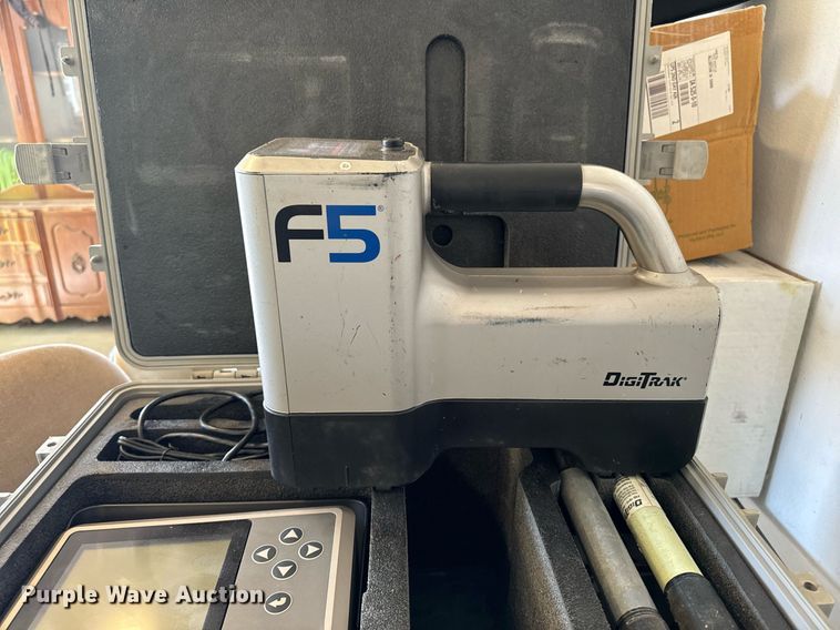 image for item LC9155 DigiTrak F5 bore drill locator 