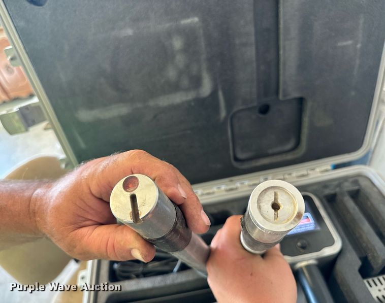 image for item LC9155 DigiTrak F5 bore drill locator 