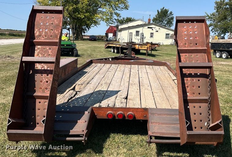 image for item LC9158 1998 Belshe T16-2EP equipment trailer