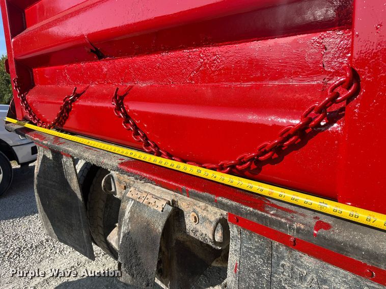 image for item LC9169 1997 Ford LT9000 dump truck