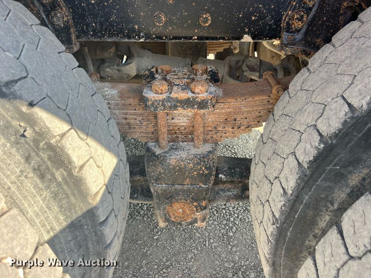 image for item LC9169 1997 Ford LT9000 dump truck