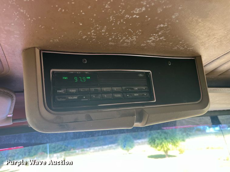 image for item LC9169 1997 Ford LT9000 dump truck