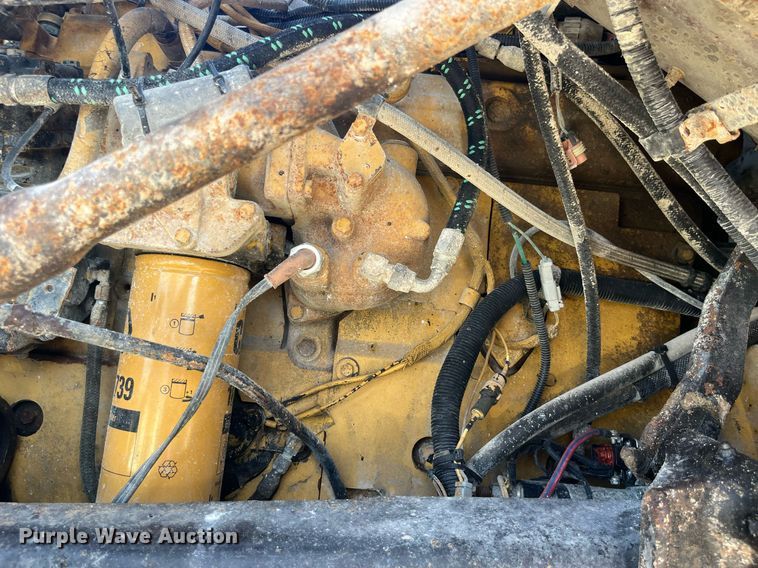 image for item LC9169 1997 Ford LT9000 dump truck