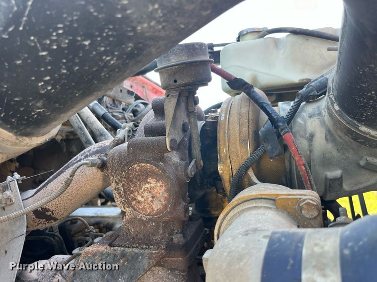 image for item LC9169 1997 Ford LT9000 dump truck