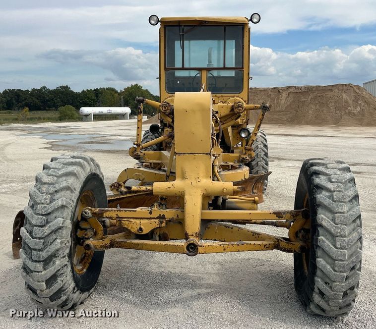 image for item LC9172 Caterpillar  112 rigid frame motor grader
