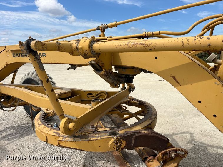image for item LC9172 Caterpillar  112 rigid frame motor grader